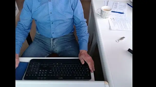 Snapshot of dutchpornking chatting on September 2025 06:35:01 AM dutchpornking online show from September 2025 06:35:01 AM