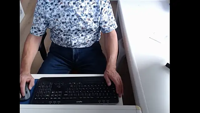 Snapshot of dutchpornking chatting on September 2025 08:58:01 AM dutchpornking online show from September 2025 08:58:01 AM