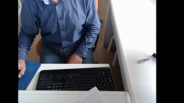 Snapshot of dutchpornking chatting on September 2025 07:31:01 AM dutchpornking online show from September 2025 07:31:01 AM