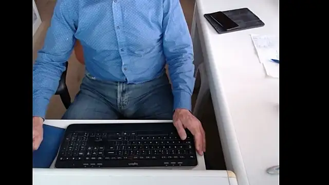 Snapshot of dutchpornking chatting on September 2025 06:39:01 AM dutchpornking online show from September 2025 06:39:01 AM