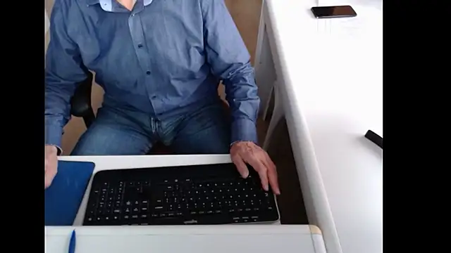 Snapshot of dutchpornking chatting on October 2025 07:19:01 AM dutchpornking online show from October 2025 07:19:01 AM