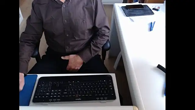 Snapshot of dutchpornking chatting on October 2025 07:34:02 AM dutchpornking online show from October 2025 07:34:02 AM