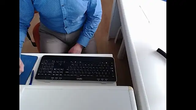 dutchpornking online show from November 2025 08:28:01 AM