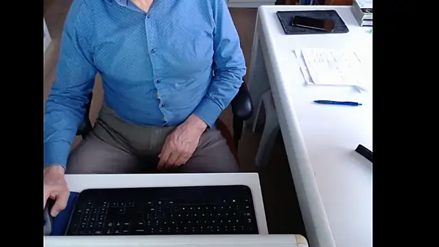 dutchpornking online show from January 2026 07:56:01 AM