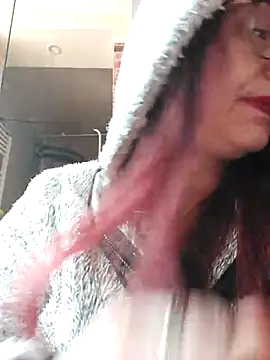 Chriss Tinaa online show from February 2025 08:52:01 AM