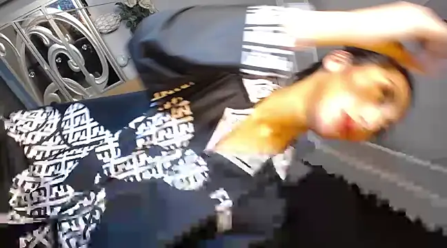 SpiffyFuchsia69 online show from December 2024 06:06:01 PM