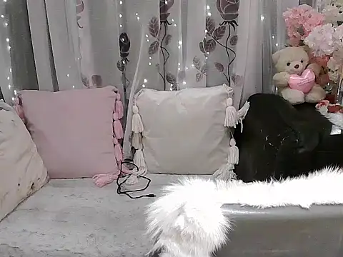 Snapshot of OhmyPinay chatting on February 2026 05:33:01 PM OhmyPinay online show from February 2026 05:33:01 PM