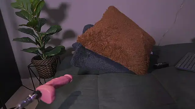 HannahEvanss online show from November 2025 07:39:02 PM