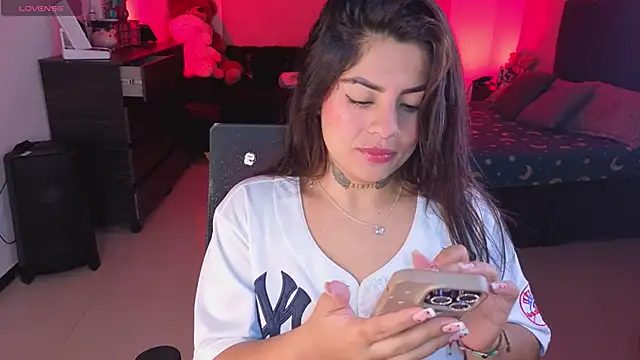 Catalinaa martinez online show from May 2026 06:51:02 AM