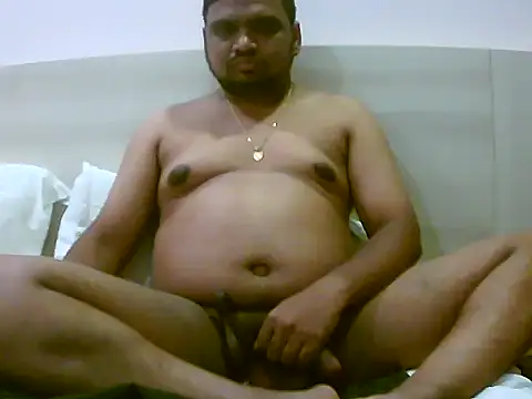 Snapshot of padikvinny chatting on May 2026 01:51:02 PM padikvinny online show from May 2026 01:51:02 PM