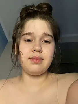 HornyGirlH online show from December 2024 12:50:02 AM