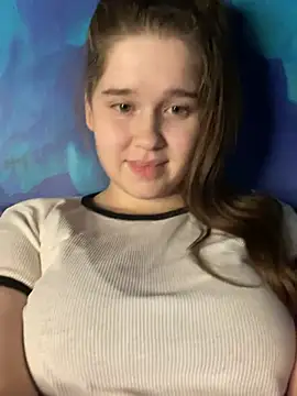 HornyGirlH online show from December 2024 10:34:01 PM