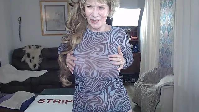 SindeeDix online show from September 2025 02:06:02 PM