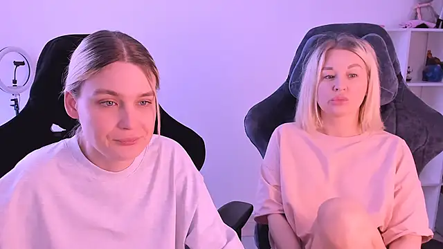 hotblonds online show from January 2025 10:03:01 AM