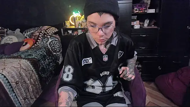 Lilmarieee online show from February 2025 09:46:01 PM