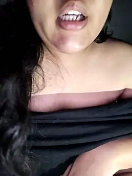 Annerae online show from September 2025 04:32:02 PM