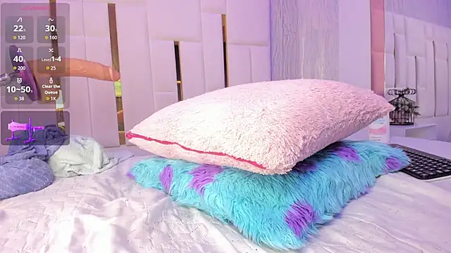 Meghan stonne  online show from October 2025 07:41:02 AM