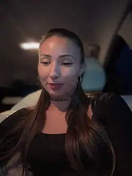 Snapshot of YOUR-KARINA chatting on January 2025 11:58:02 AM YOUR-KARINA online show from January 2025 11:58:02 AM