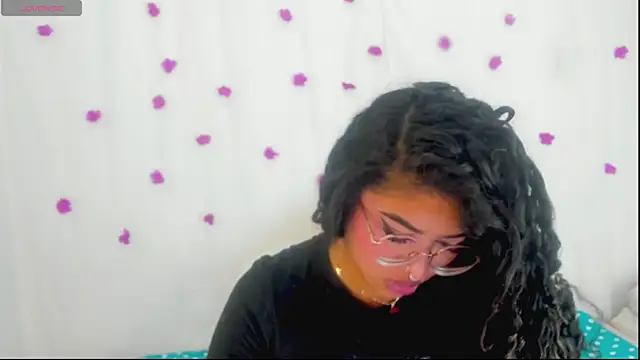 moana taylor online show from September 2025 10:09:02 AM