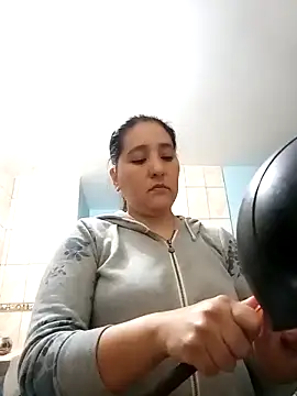 Gatubela212 online show from October 2025 11:02:01 PM