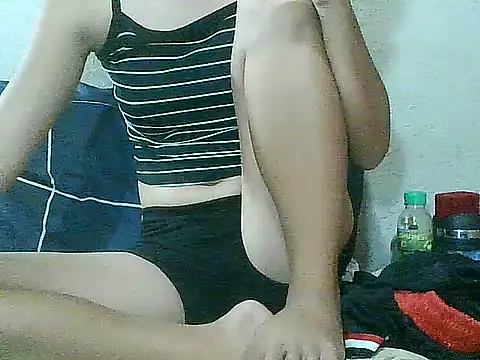 Snapshot of PinaySkinnyGirl chatting on June 2026 11:13:01 AM PinaySkinnyGirl online show from June 2026 11:13:01 AM