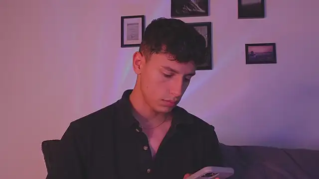 Snapshot of I_Gabriel chatting on January 2026 05:24:01 AM I Gabriel online show from January 2026 05:24:01 AM