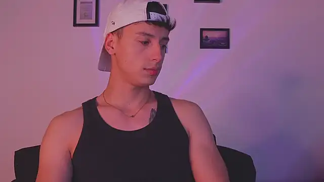 Snapshot of I_Gabriel chatting on January 2026 06:18:02 AM I Gabriel online show from January 2026 06:18:02 AM