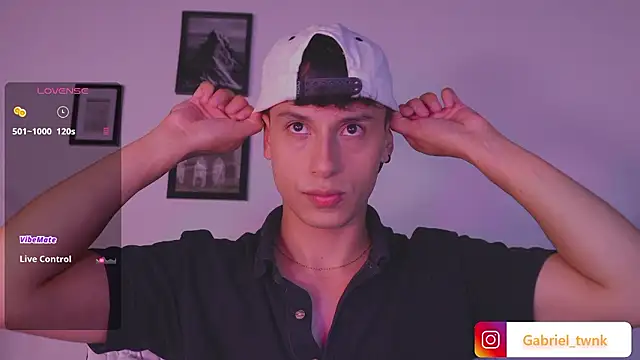 Snapshot of I_Gabriel chatting on February 2026 05:48:02 AM I Gabriel online show from February 2026 05:48:02 AM