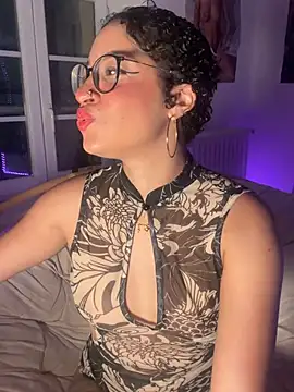 Lauyako online show from July 2026 03:38:02 PM