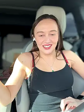 lunagirl13 online show from December 2025 07:31:02 PM