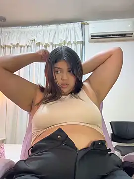 Snapshot of Lia_sexx chatting on May 2026 07:10:01 PM Lia sexx online show from May 2026 07:10:01 PM