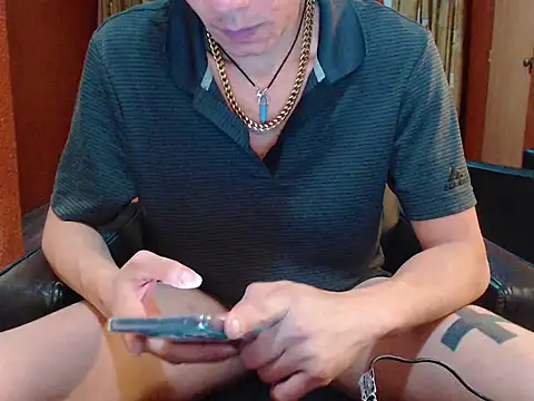 Snapshot of Latinopervs chatting on February 2026 01:11:02 AM Latinopervs online show from February 2026 01:11:02 AM