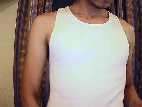 Snapshot of Latinopervs chatting on March 2026 04:30:02 AM Latinopervs online show from March 2026 04:30:02 AM