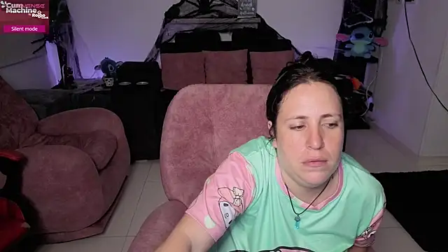 valery adams1 online show from October 2025 04:15:01 AM