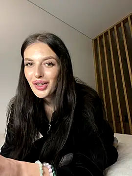 little belucci online show from November 2025 02:38:01 PM