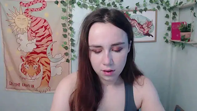 Snapshot of VeryVeryVeryShy_ chatting on July 2026 05:54:02 AM VeryVeryVeryShy online show from July 2026 05:54:02 AM