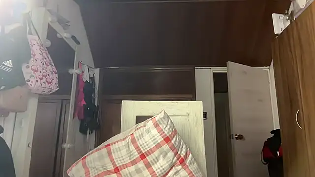 paulina sexy online show from January 2025 09:50:01 PM