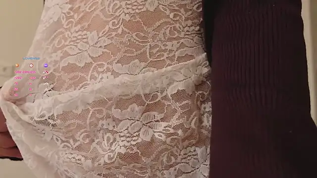 hee jeen online show from September 2025 02:18:01 PM