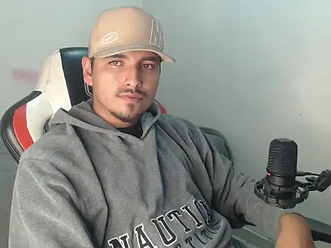 Snapshot of kylian_07 chatting on August 2026 02:04:02 AM kylian 07 online show from August 2026 02:04:02 AM