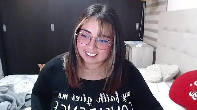 yini angel online show from June 2026 04:20:01 AM
