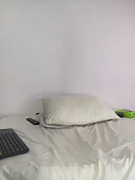 AgathaPember online show from March 2026 09:25:01 PM