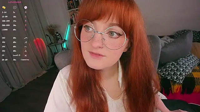 Snapshot of Alice_CutePerv chatting on June 2026 01:21:01 AM Alice CutePerv online show from June 2026 01:21:01 AM