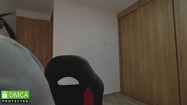 Dubois Amy online show from November 2025 12:42:02 AM