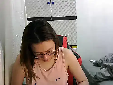 crizzybel online show from March 2025 05:27:01 AM