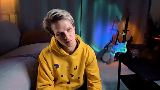 Breston Sweet online show from March 2026 05:08:01 PM