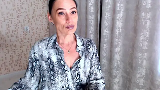 Snapshot of BelovedLady chatting on May 2026 07:16:02 AM BelovedLady online show from May 2026 07:16:02 AM