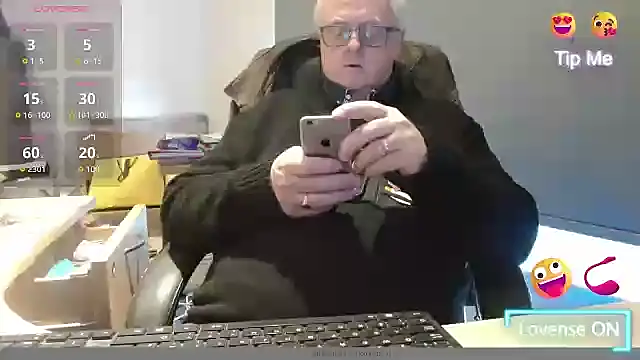 bigbadjon69 online show from November 2025 01:55:01 PM