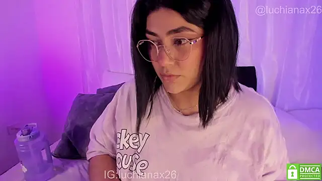 lucy26  online show from February 2026 06:22:01 AM