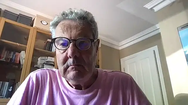 Snapshot of Oldpistolpete chatting on July 2026 10:39:02 AM Oldpistolpete online show from July 2026 10:39:02 AM