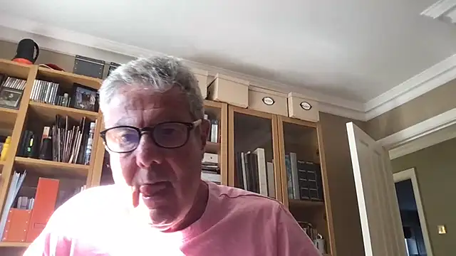 Snapshot of Oldpistolpete chatting on July 2026 05:07:02 PM Oldpistolpete online show from July 2026 05:07:02 PM